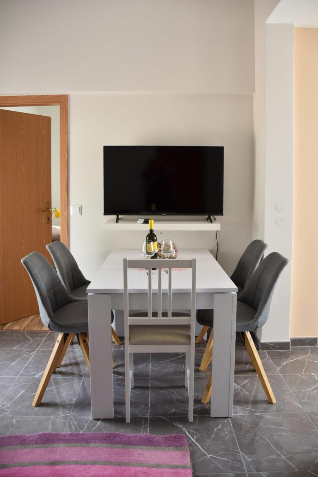 Apartment Yelena Rose West ザダル エクステリア 写真