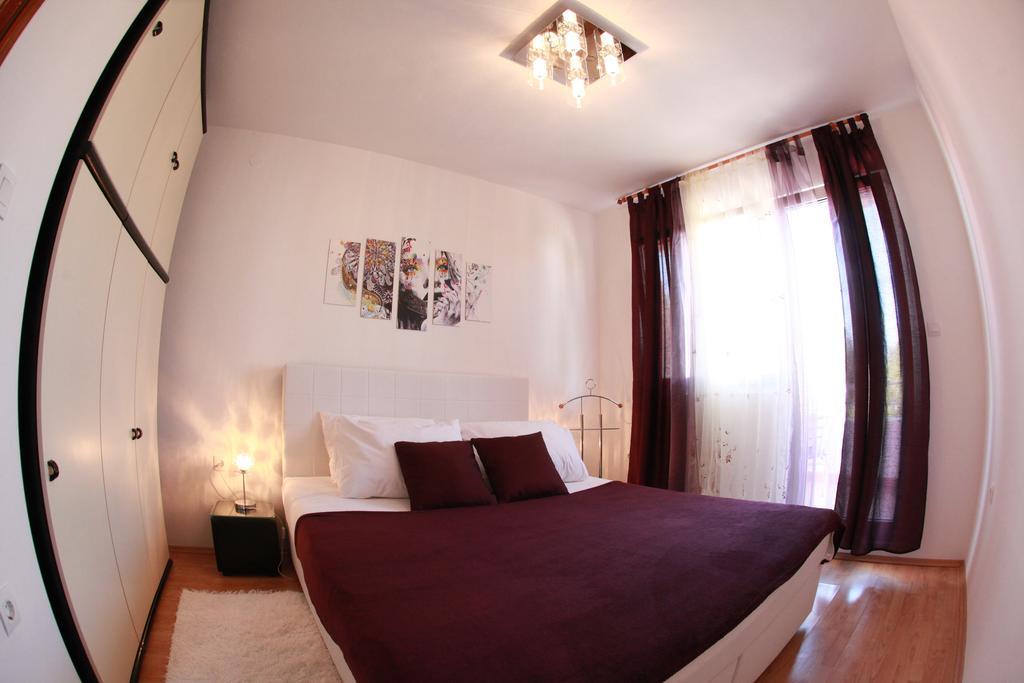 Apartment Yelena Rose West ザダル エクステリア 写真